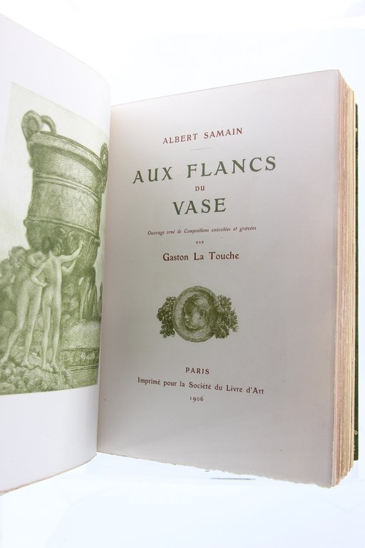 Aux flancs du vase