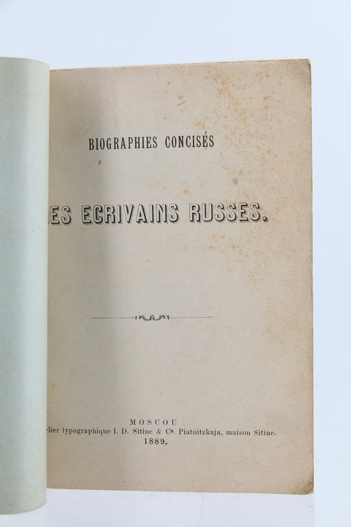 Biographies concises des écrivains russes