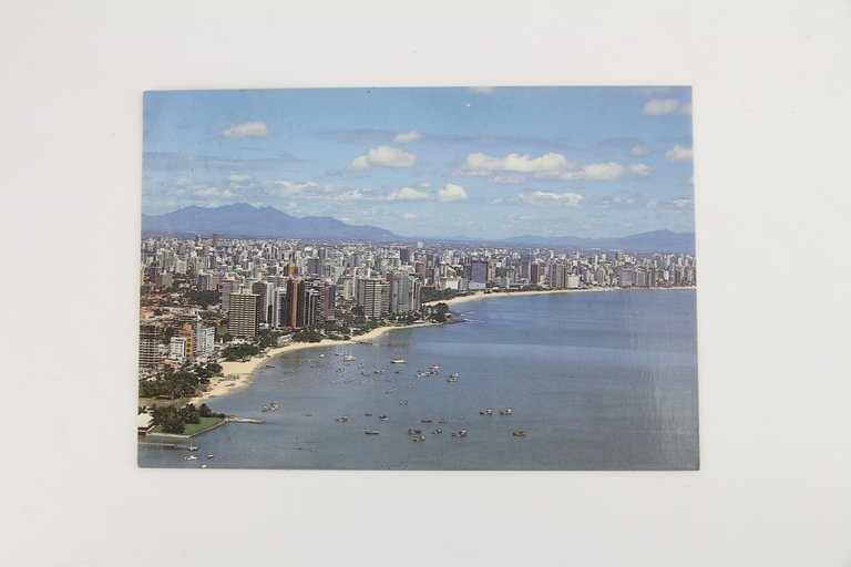 Carte postale autographe datée et signée de Jorge Amado adressée …