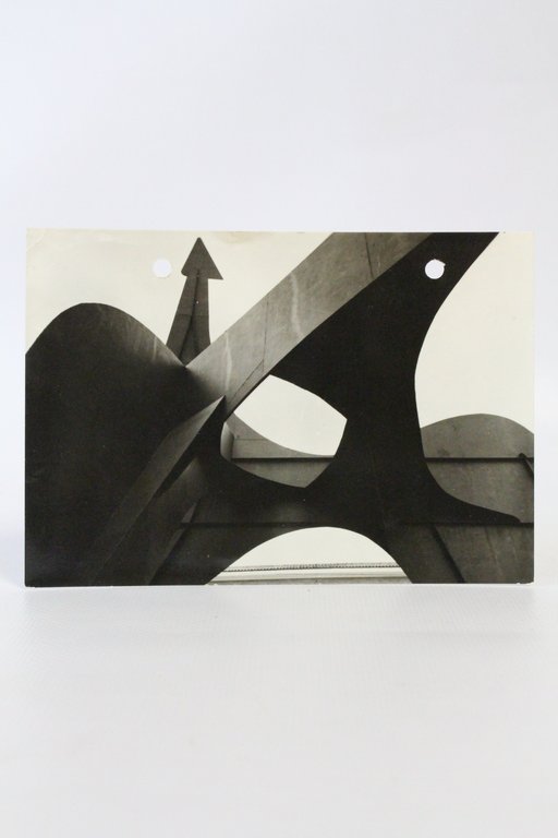 Carte postale autographe signée d'Alexander Calder à Juan Luis Buñuel