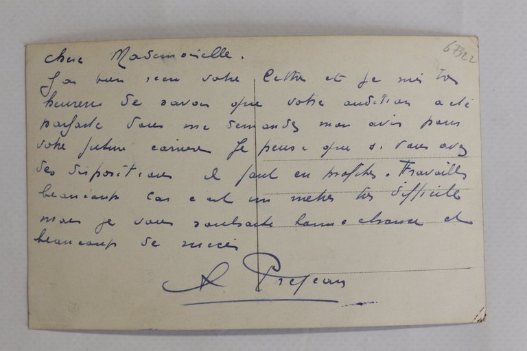 Carte postale photographique signée d'Albert Préjean