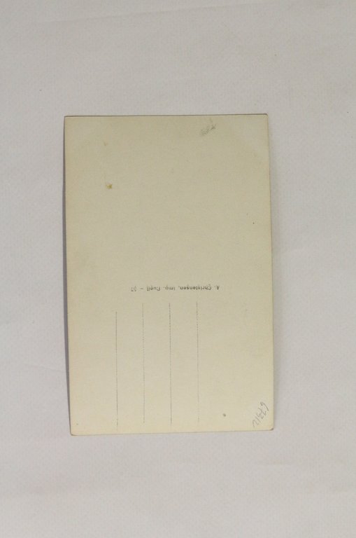 Carte postale photographique signée d'Yvonne Printemps