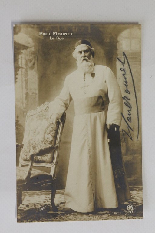 Carte postale photographique signée de Paul Mounet créant le rôle …