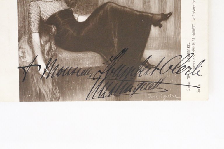 Carte postale signée de Mistinguett