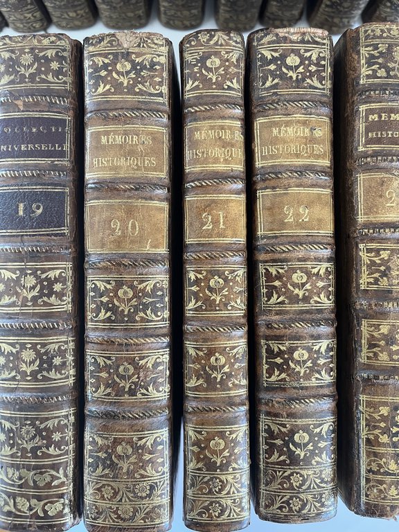 Collection universelle des mémoires particuliers relatifs à l'Histoire de France