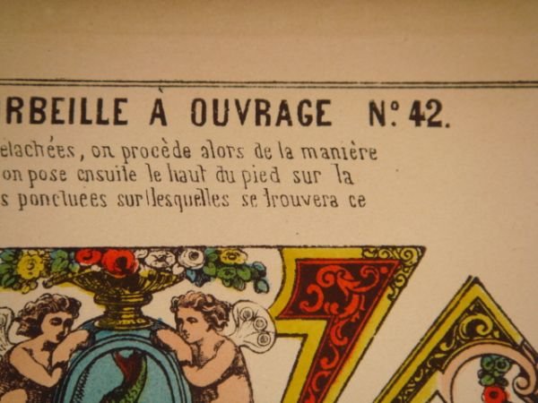 Construction n° 42 : Corbeille à ouvrage