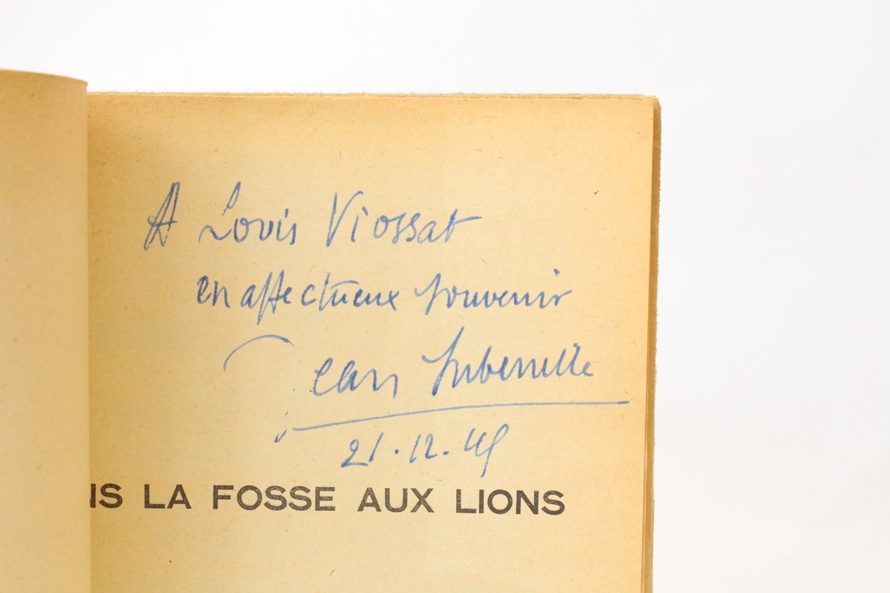 Dans la fosse aux lions