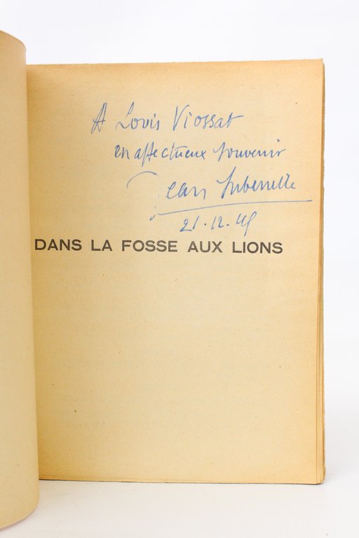 Dans la fosse aux lions