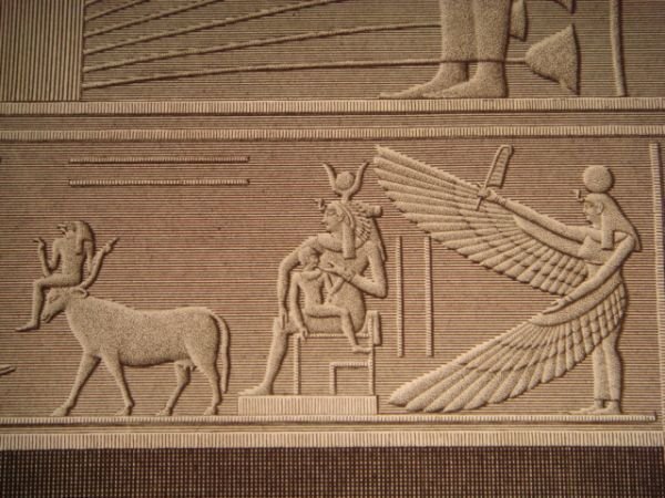 DESCRIPTION DE L'EGYPTE. Erment (Hermonthis). Bas-reliefs de l'intérieur et de …