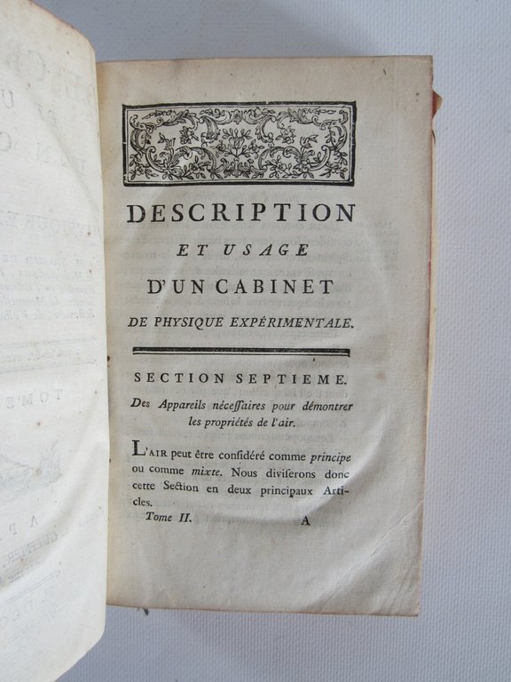 Description et usage d'un cabinet de physique experimentale