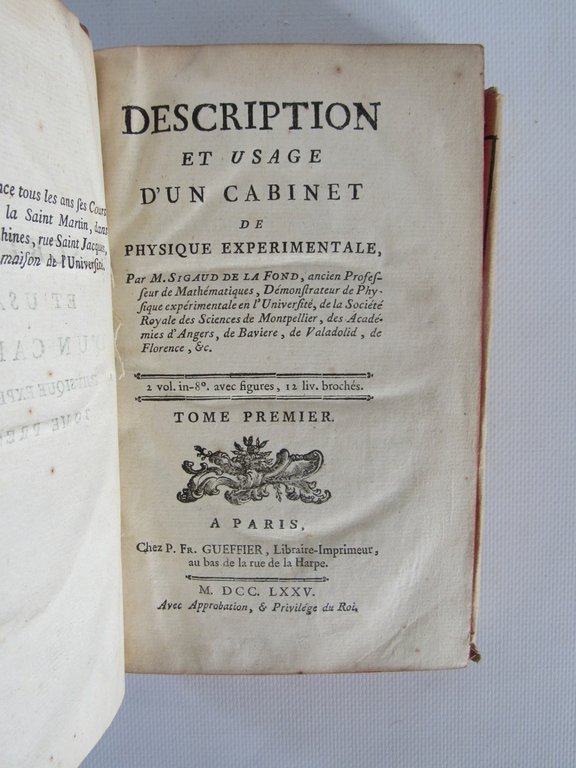 Description et usage d'un cabinet de physique experimentale