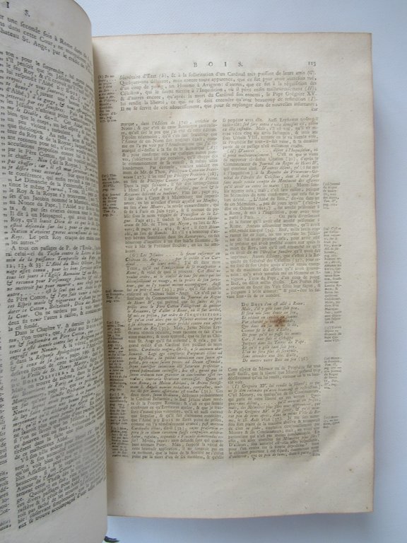 Dictionnaire historique, ou memoires critique et litteraires, concernant la vie …