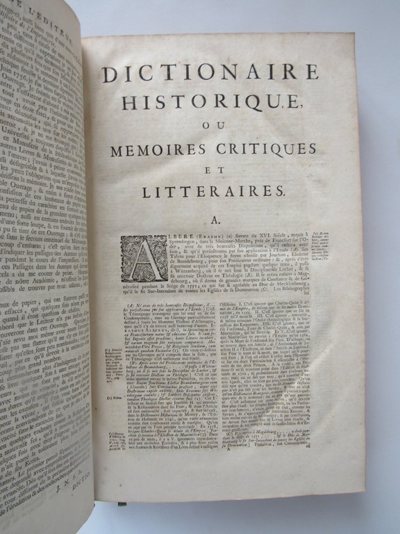 Dictionnaire historique, ou memoires critique et litteraires, concernant la vie …