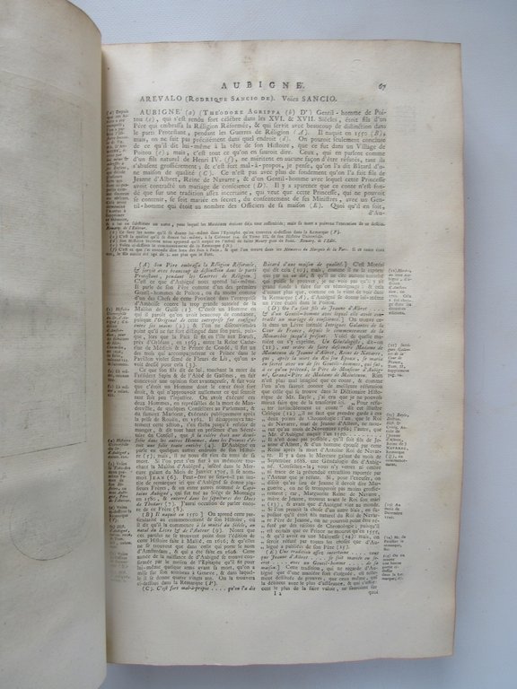 Dictionnaire historique, ou memoires critique et litteraires, concernant la vie …