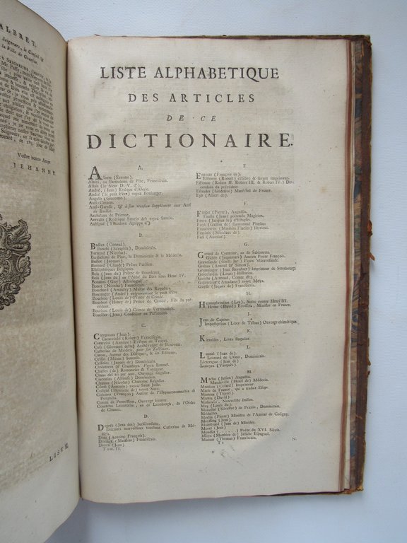 Dictionnaire historique, ou memoires critique et litteraires, concernant la vie …