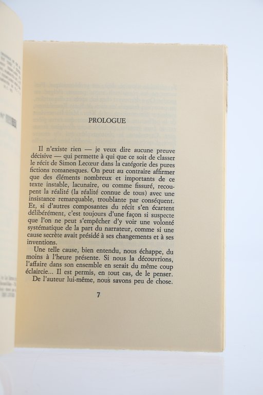 Djinn. Un Trou rouge entre les Pavés disjoints