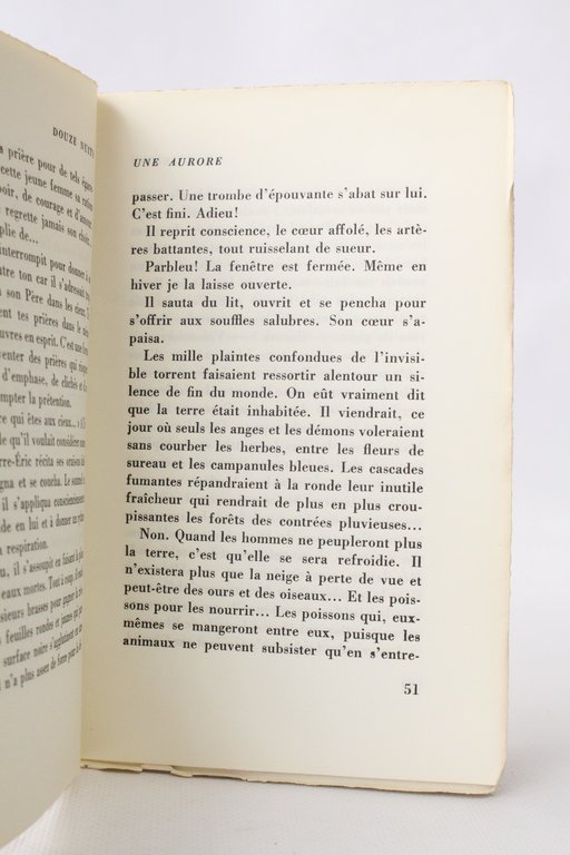 Douze nuits une aurore