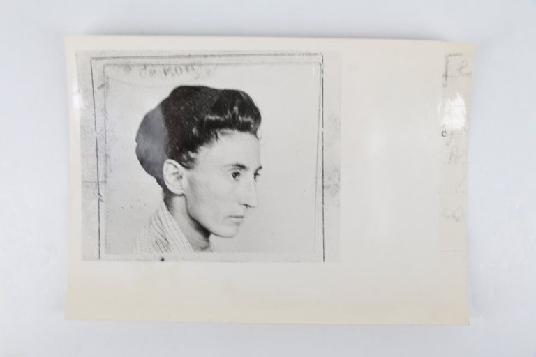 Ensemble de 8 photographies de famille : Nicolas de Staël, …