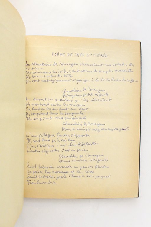 Exceptionnel recueil de onze poèmes autographes de Louis Aragon sélectionné …