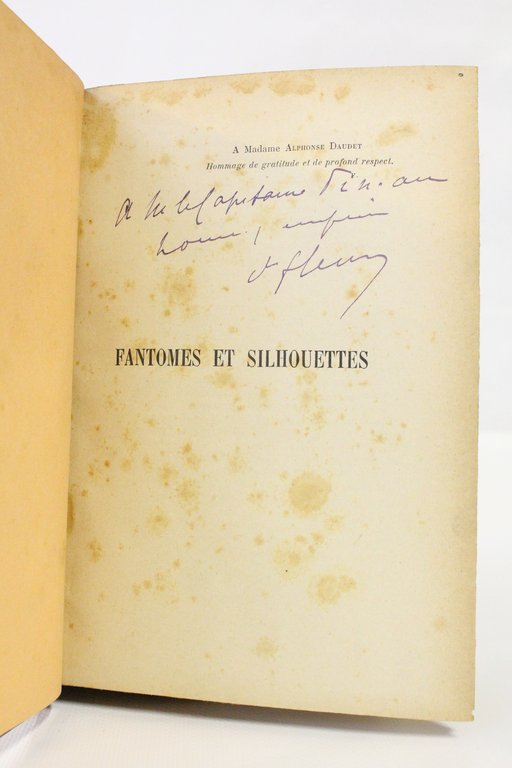 Fantômes et silhouettes