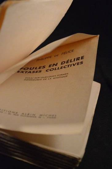 Foules en délire, extases collectives. Essai sur quelques formes inférieures …