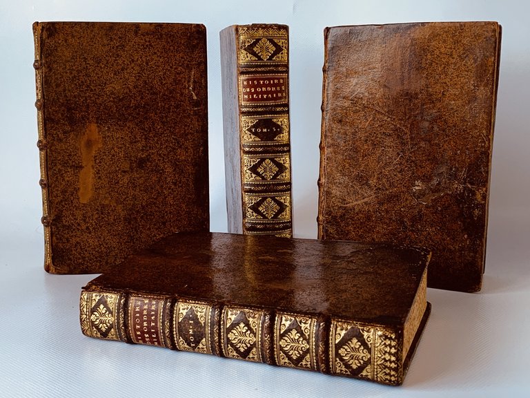 Histoire des ordres militaires ou des chevaliers, des milices seculieres …