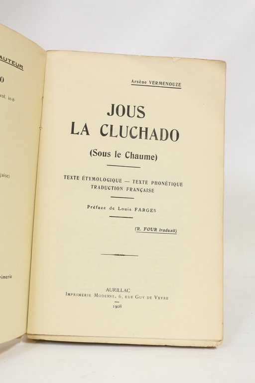 Jous la cluchado (sous le chaume)