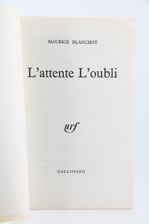 L'attente l'oubli