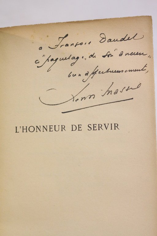 L'honneur de servir