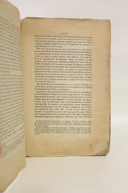 La momie à l'occasion du rituel de l'embaumement