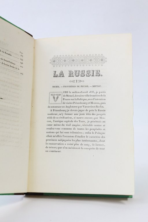 La Russie - Voyage pittoresque de Saint-Pétersbourg à Moscou