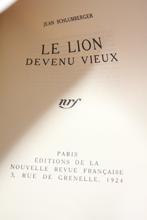 Le lion devenu vieux