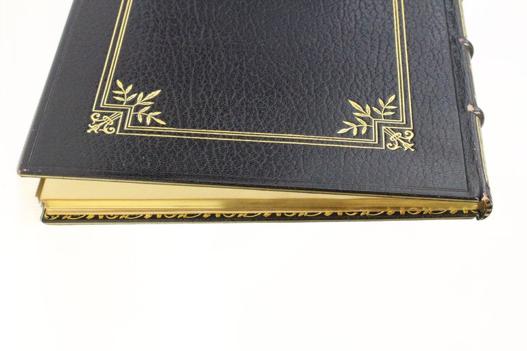 Les bons contes font les bons amis