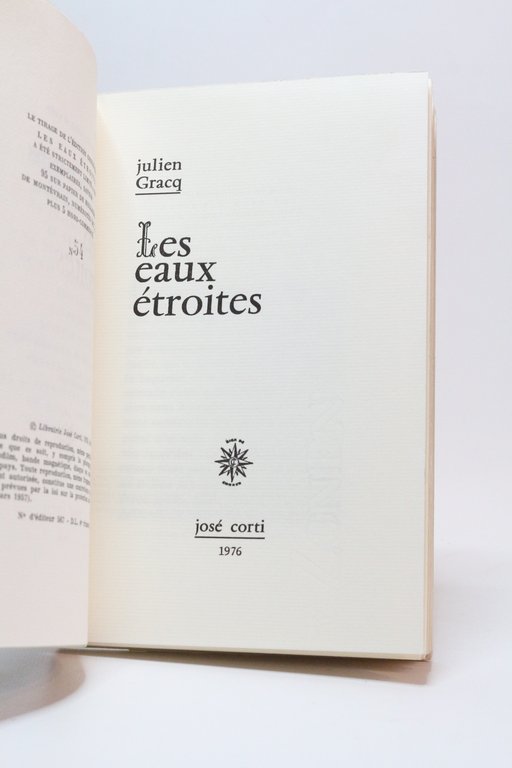 Les eaux étroites