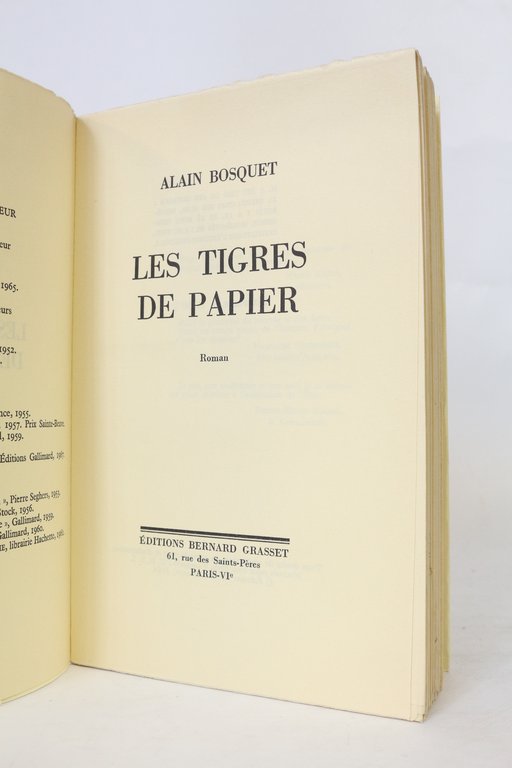 Les tigres de papier