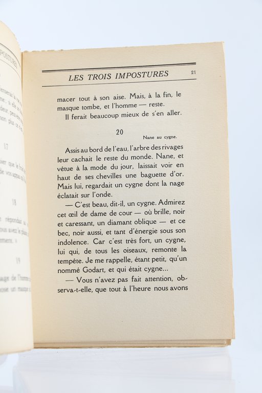 Les trois Impostures