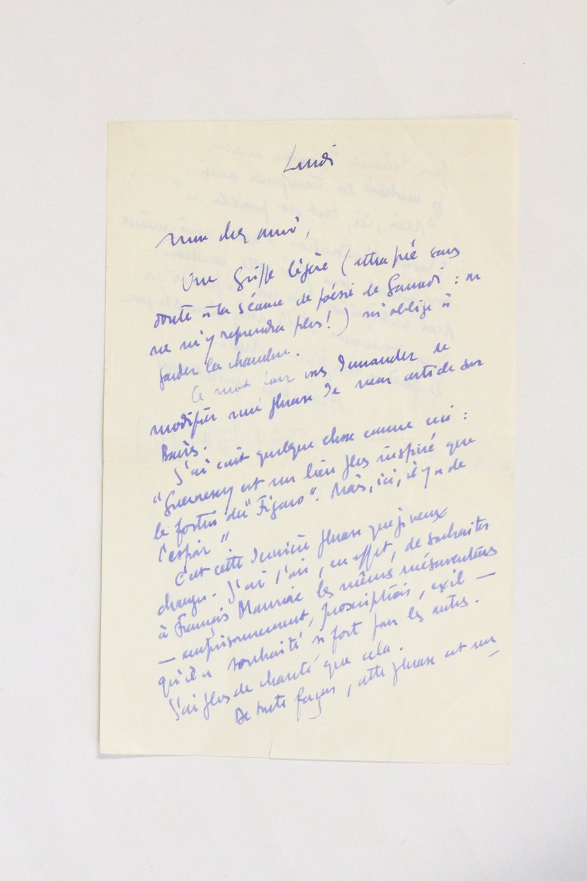 Lettre autographe signée à un journaliste à propos d'un article …