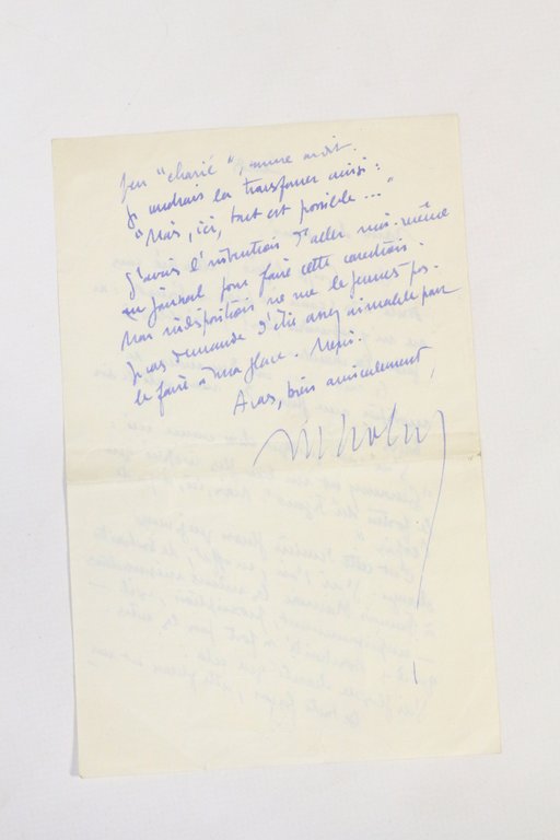 Lettre autographe signée à un journaliste à propos d'un article …