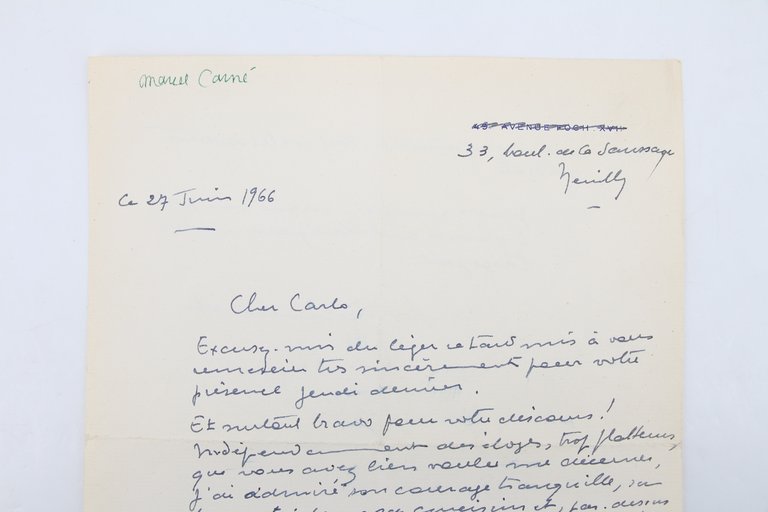 Rarement, en effet, je n'ai senti, comme ce jour-là, un …