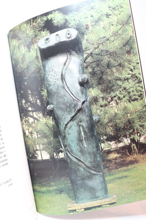 Miro sculptures. In Repères N°22