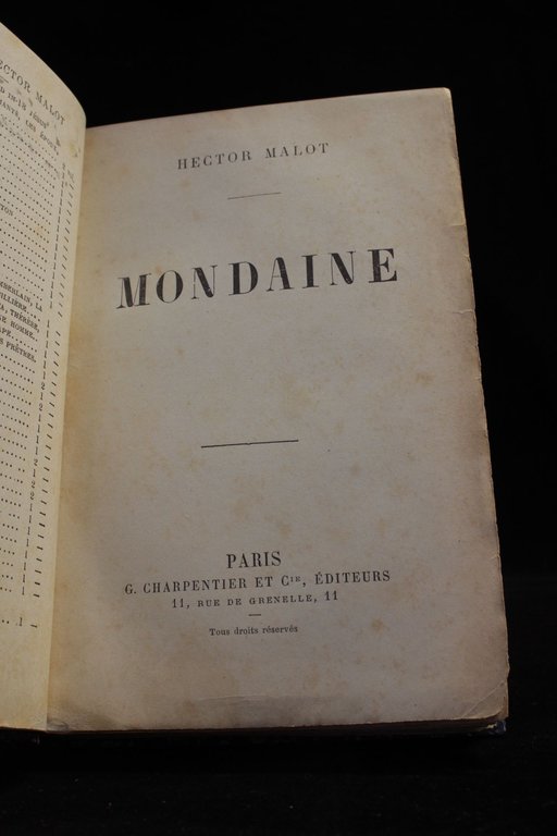 Mondaine