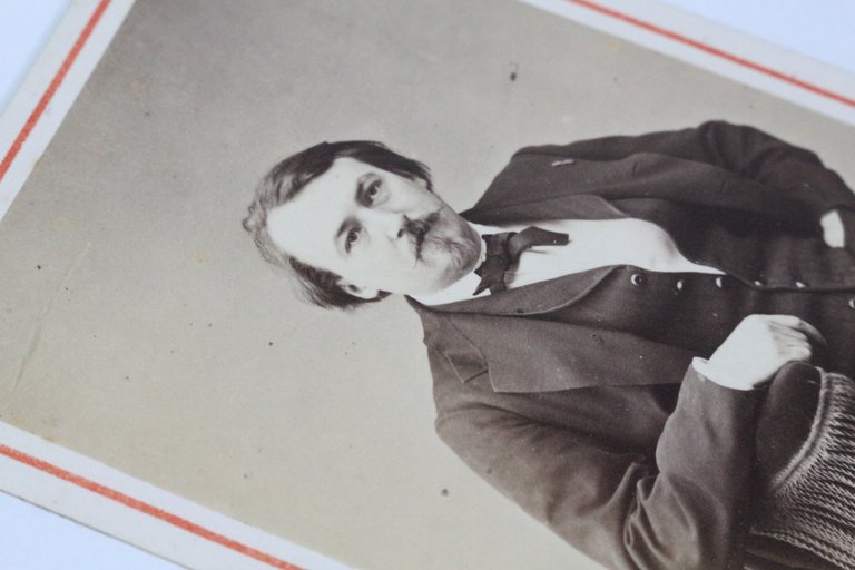 [PHOTOGRAPHIE] Portrait photographique de Gustave Doré