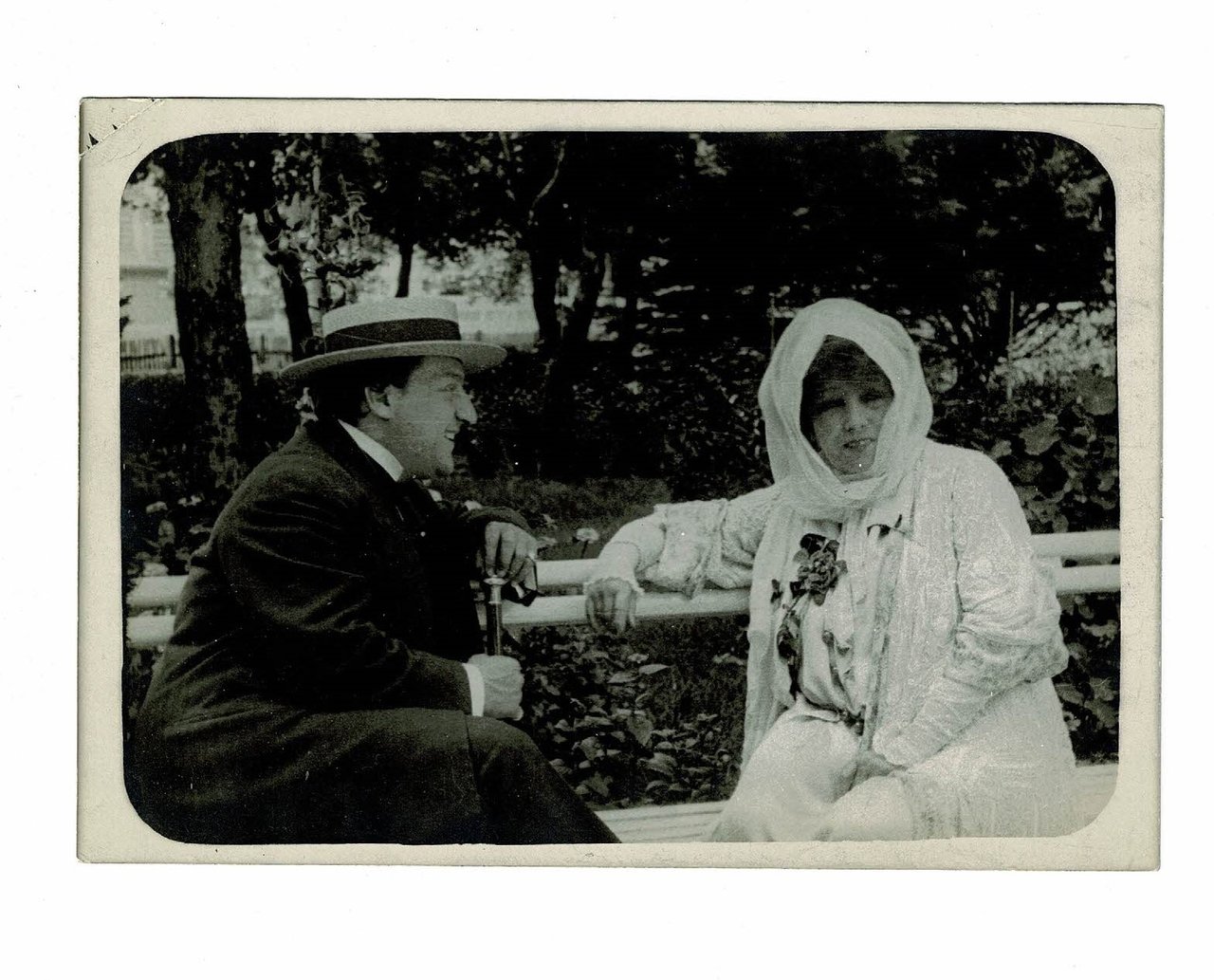 [PHOTOGRAPHIE] Portrait photographique de Sacha Guitry et Sarah Bernhardt réalisée …