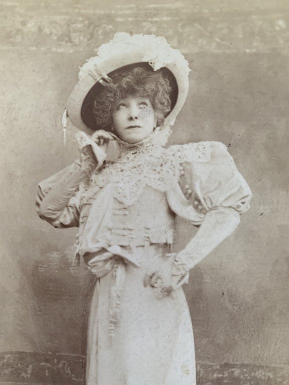 [PHOTOGRAPHIE] Portrait photographique de Sarah Bernhardt