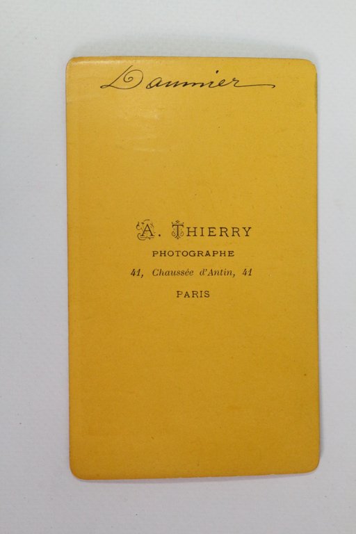 [PHOTOGRAPHIE] Portrait photographique en médaillon d'Honoré Daumier de profil