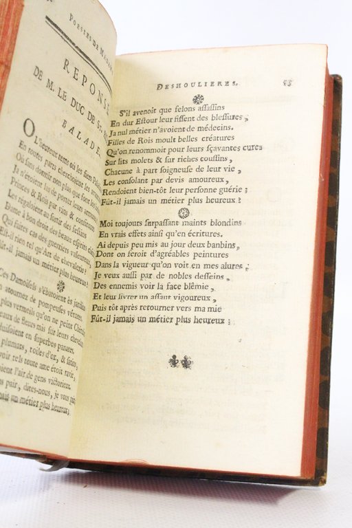 Poesies de madame et mademoiselle Deshoulières