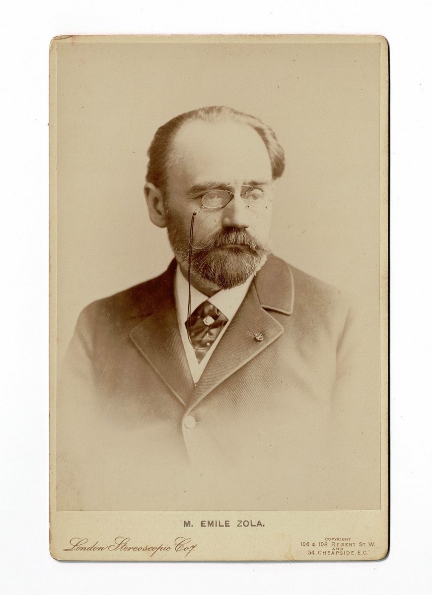 Portrait photographique d'Emile Zola à la Légion d'honneur