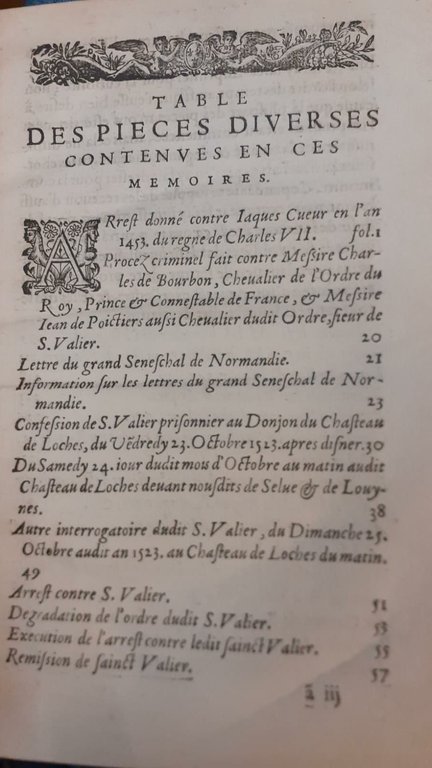 Recueil de divers memoires, harangues, remonstrances, et lettres servans à …
