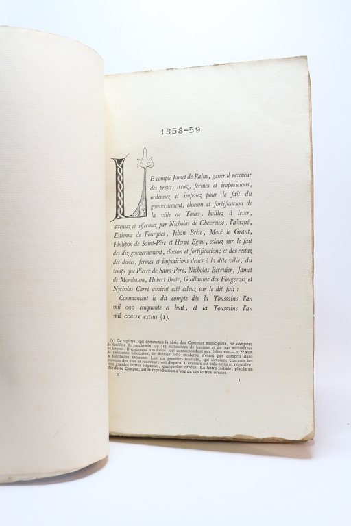 Registres des comptes municipaux de la ville de Tours 1358-1366