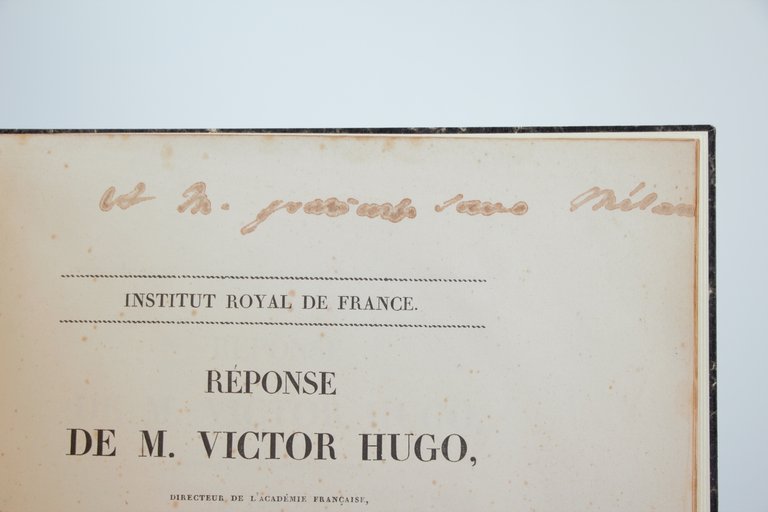 Réponse de M. Victor Hugo au discours de M. Sainte-Beuve, …